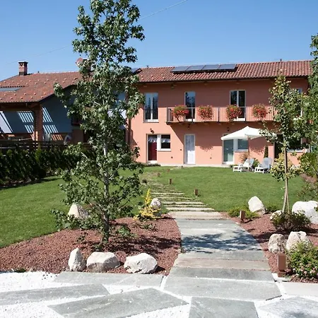 ゲストハウス Il Torchio Pianfei